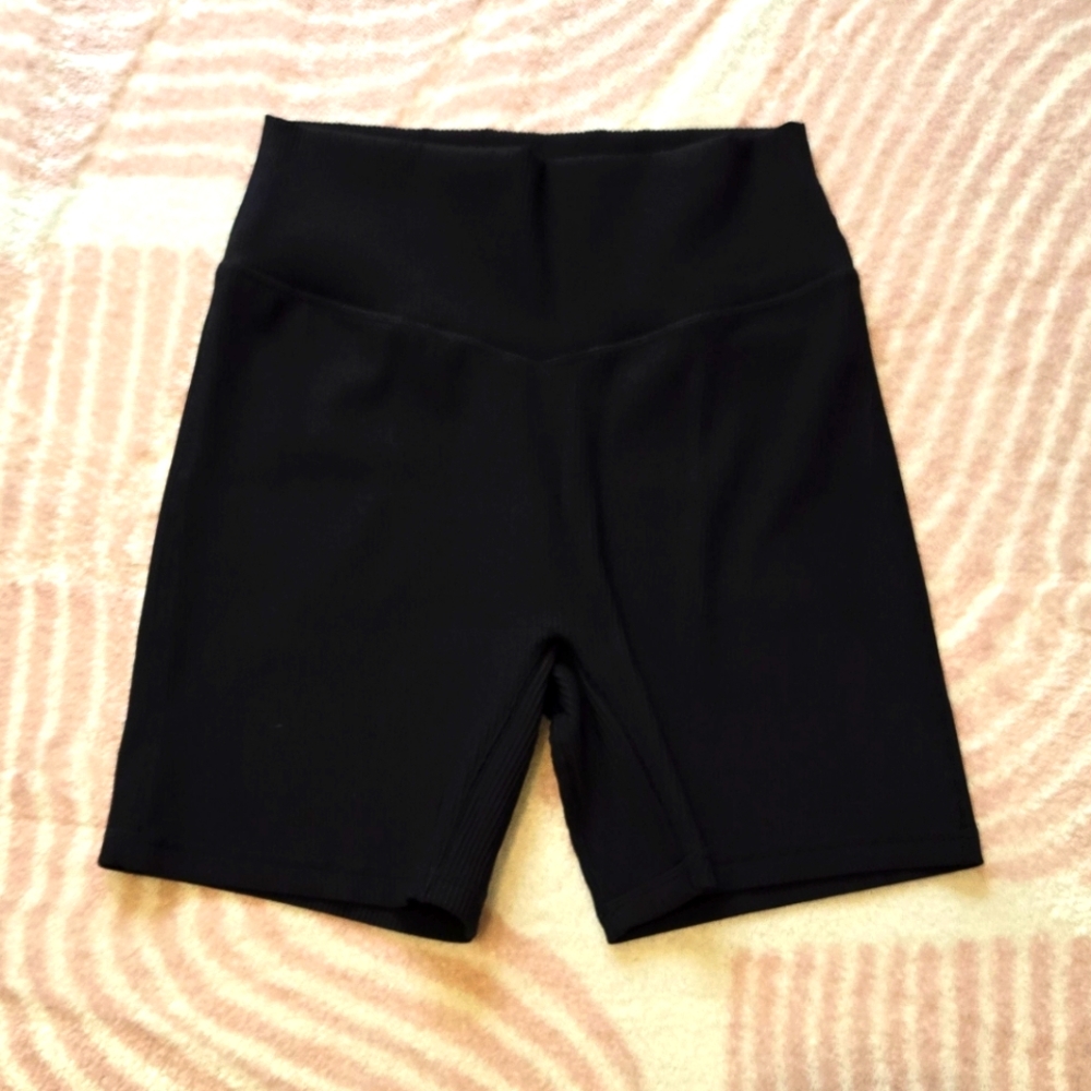 Buffbunny Material Girl Ribbed Short | XL